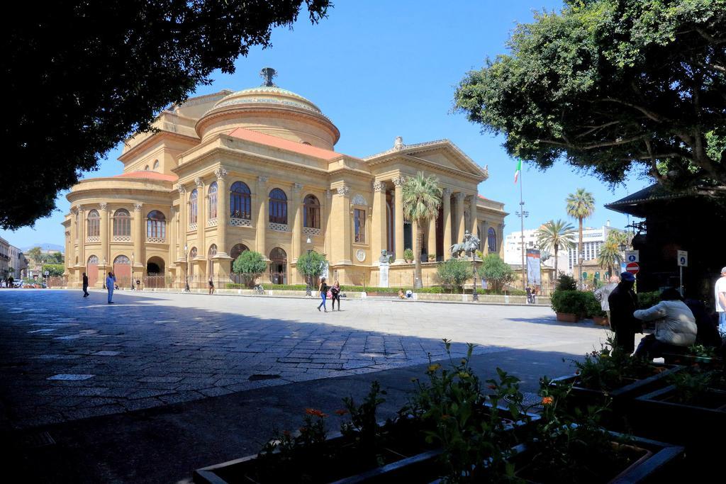 Palazzo Mazzarino Apartment Palermo Bagian luar foto