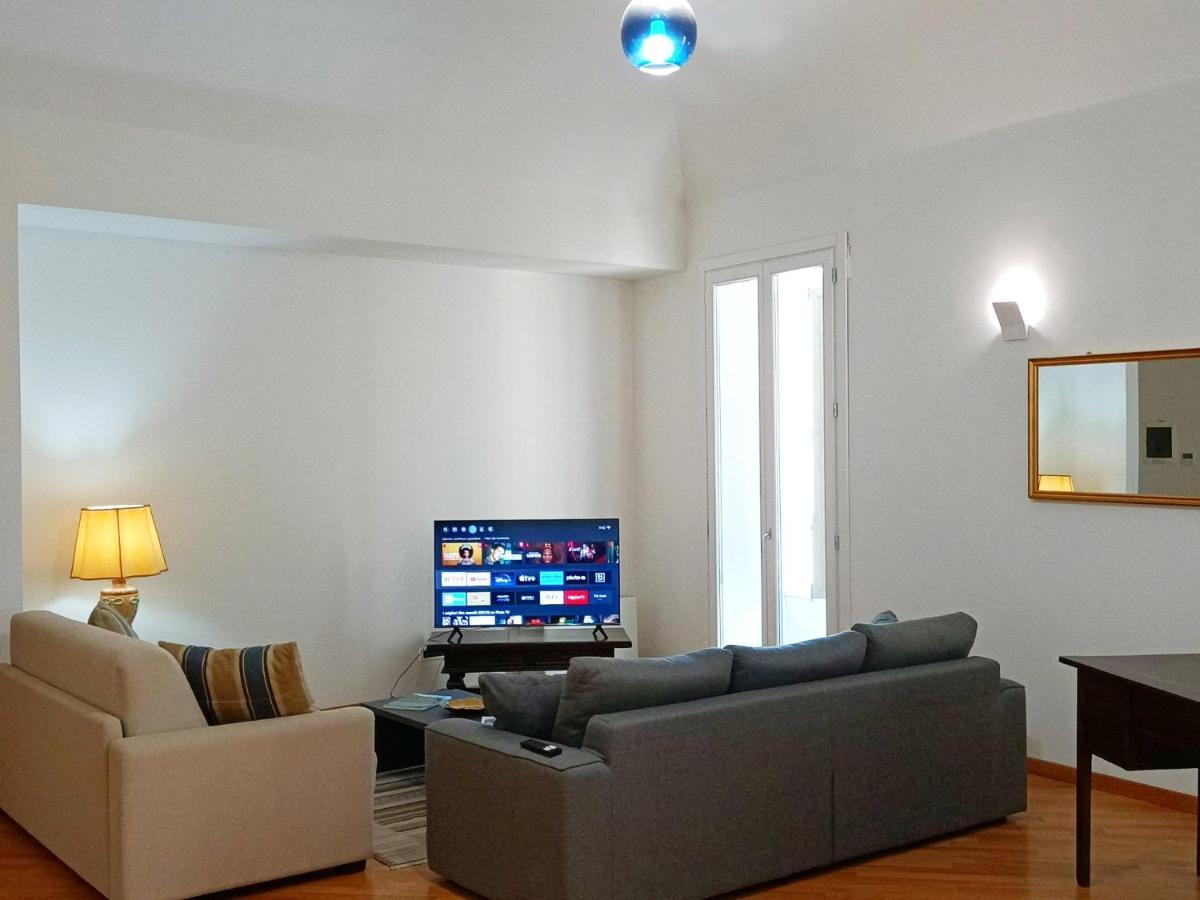 Palazzo Mazzarino Apartment Palermo Bagian luar foto